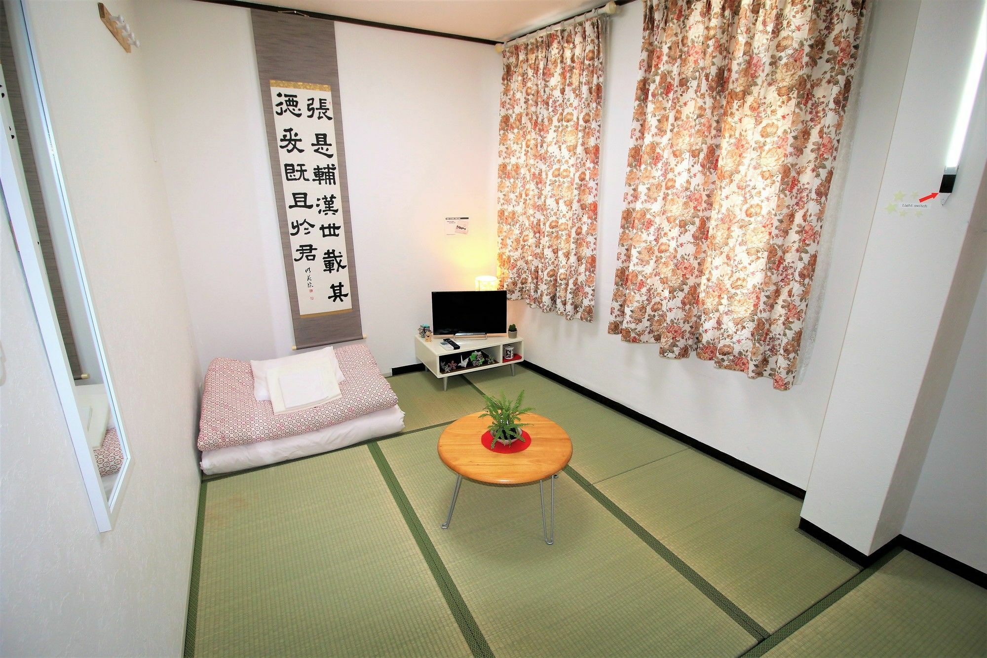 Banana Hammock Hotel Osaka Exterior photo